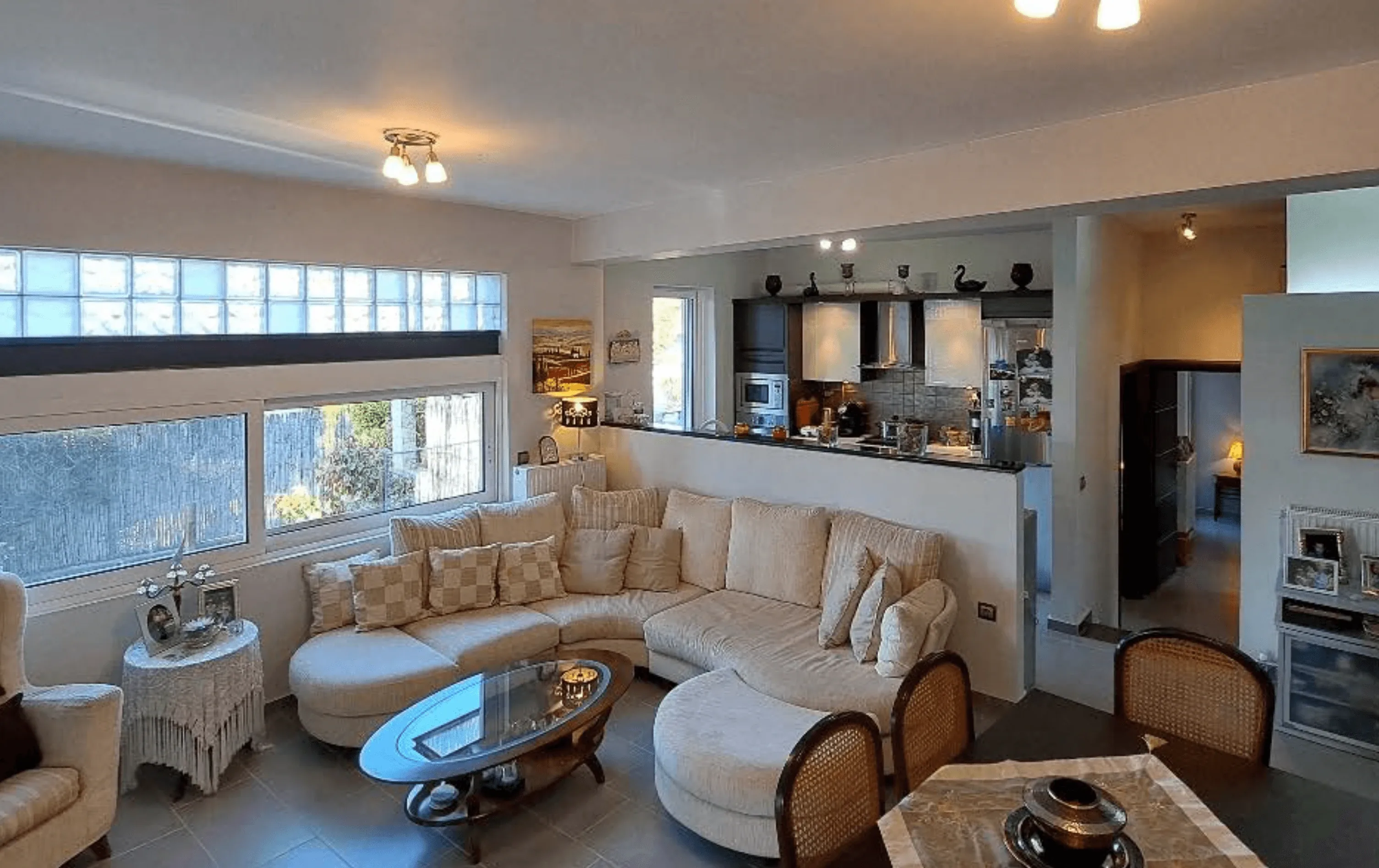 Kitchen area
